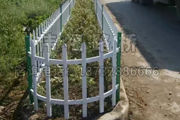 安徽淮南新農村改造(zào)護(hù)欄 安徽淮南新農村改造護欄